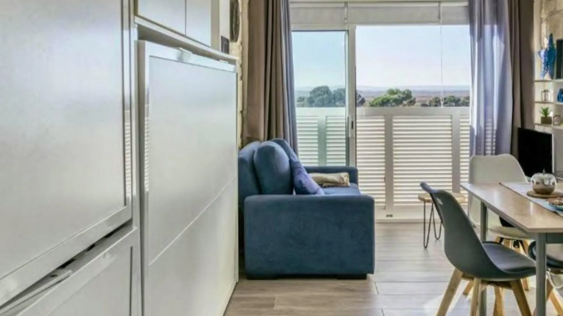 Modern Studio By The Lake In Empuriabrava 30M² Superb View